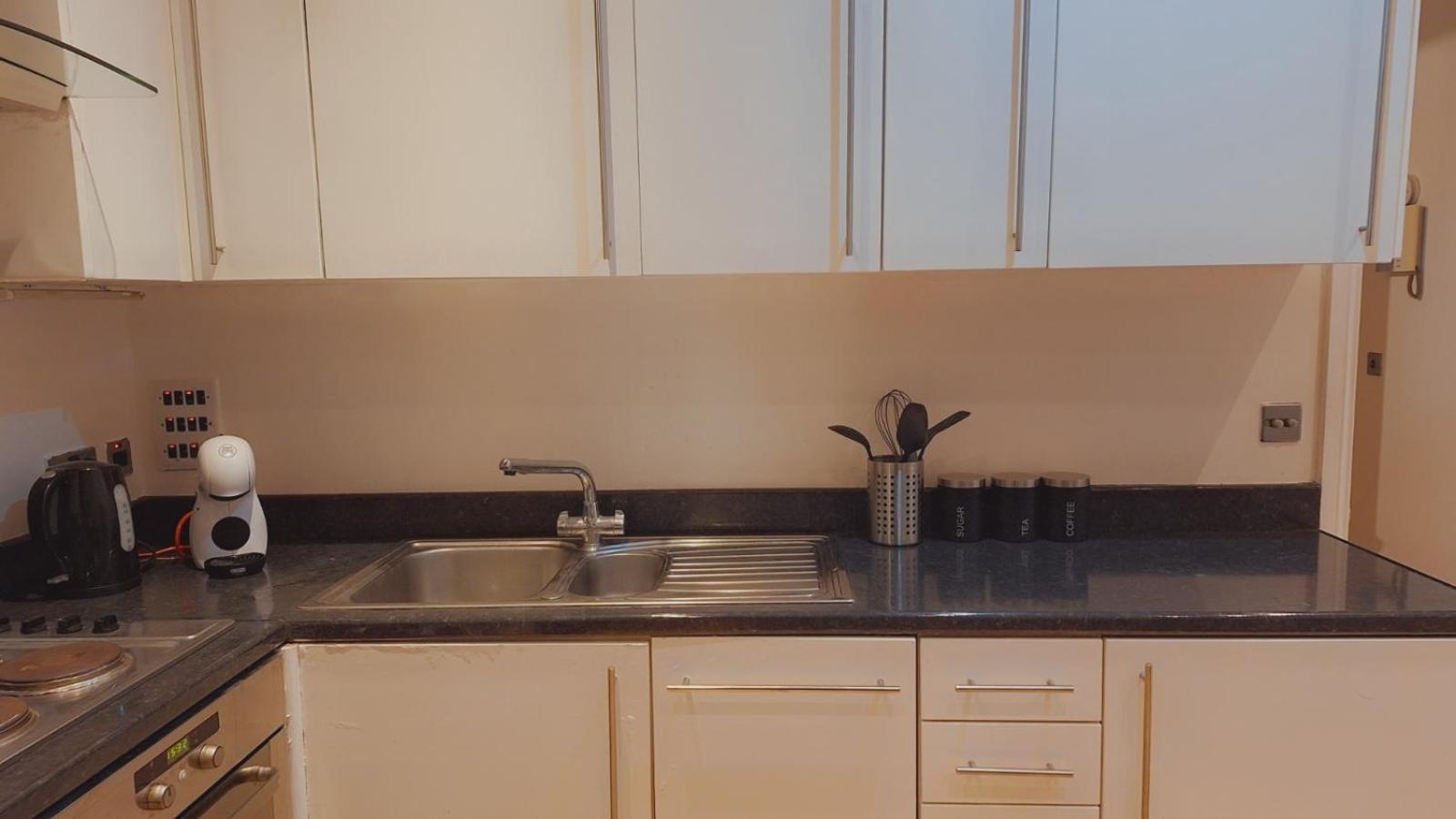 Comfortable - Cosy - Budget Studios In City Center London Ngoại thất bức ảnh