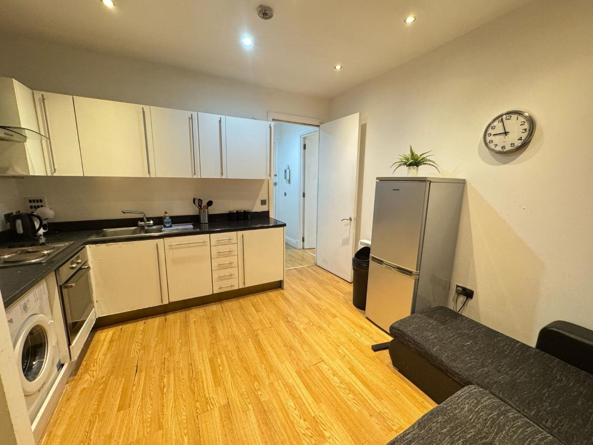 Comfortable - Cosy - Budget Studios In City Center London Ngoại thất bức ảnh