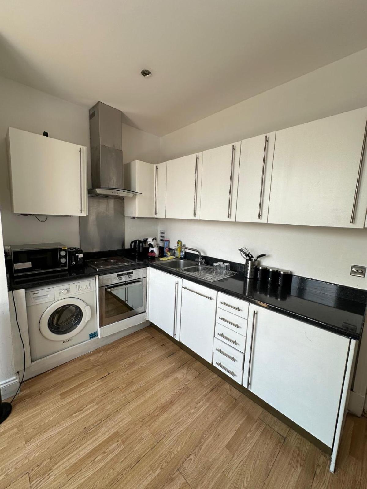 Comfortable - Cosy - Budget Studios In City Center London Ngoại thất bức ảnh