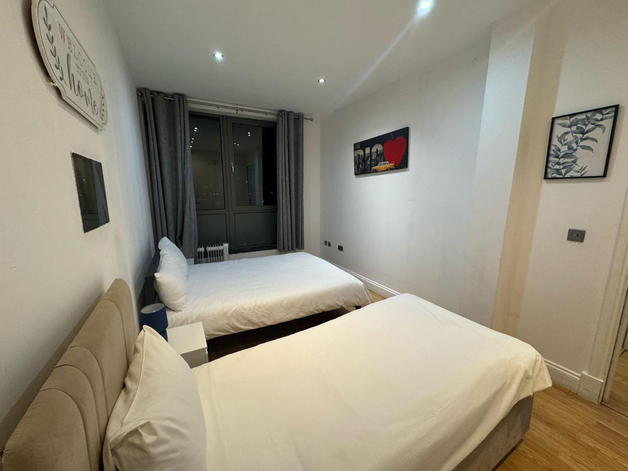 Comfortable - Cosy - Budget Studios In City Center London Ngoại thất bức ảnh