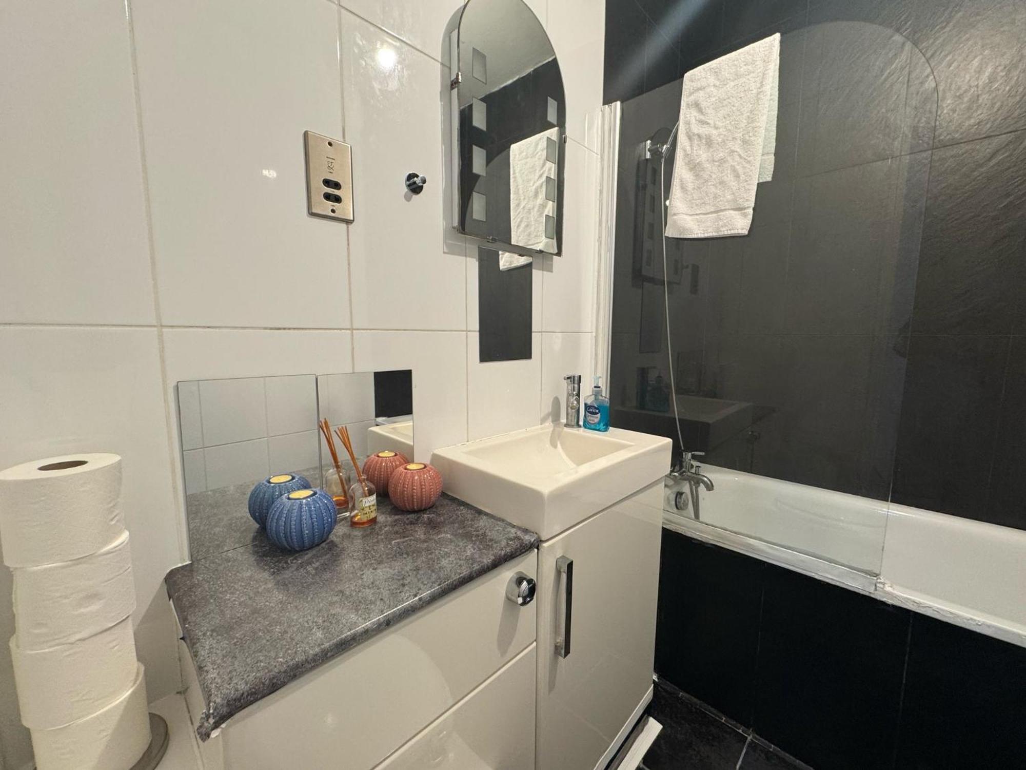Comfortable - Cosy - Budget Studios In City Center London Ngoại thất bức ảnh
